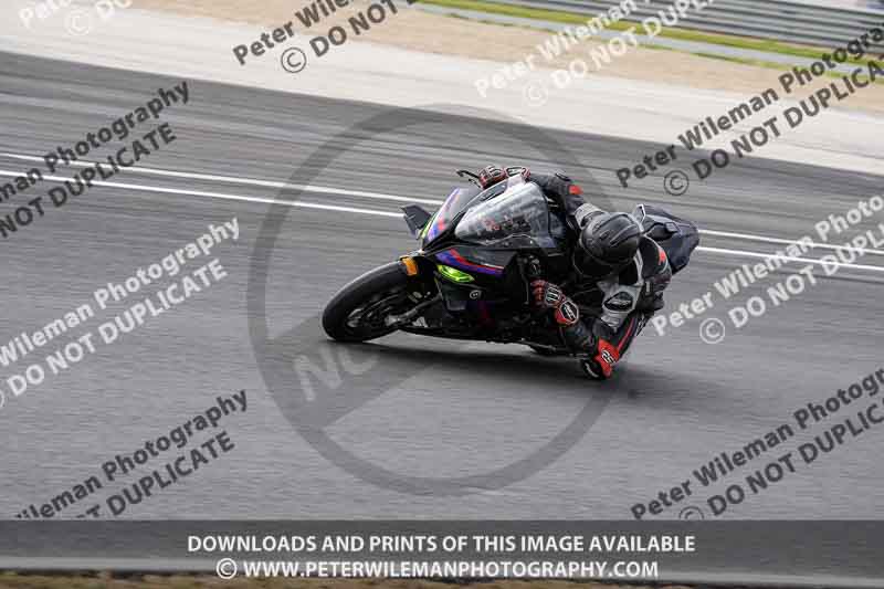 cadwell no limits trackday;cadwell park;cadwell park photographs;cadwell trackday photographs;enduro digital images;event digital images;eventdigitalimages;navarra;no limits trackdays;peter wileman photography;racing digital images;trackday digital images;trackday photos